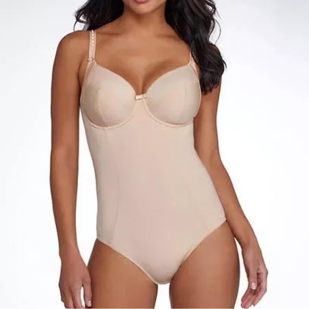 Charnos Brulee Superfit Everyday Bodysuit Size 32D US 32D UK